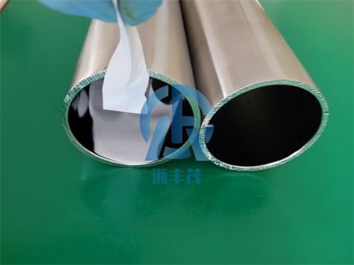 �����EP��